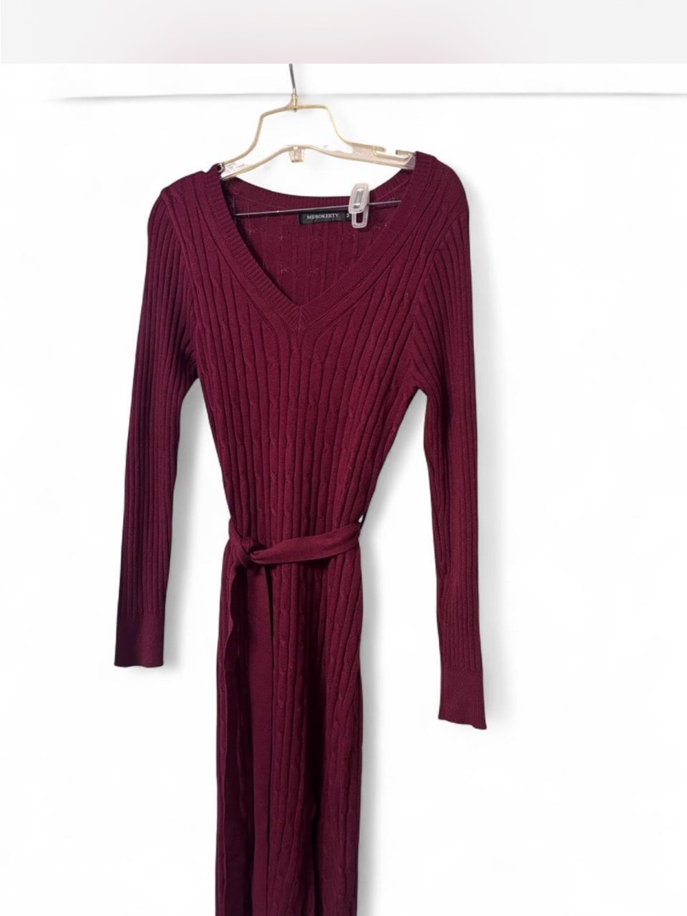 Ribbed V-Neck Long Sleeve Knit Dress in Wine